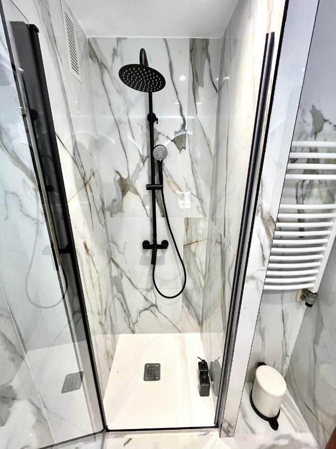 Apartamento Olivico Con Parking Vigo Eksteriør billede